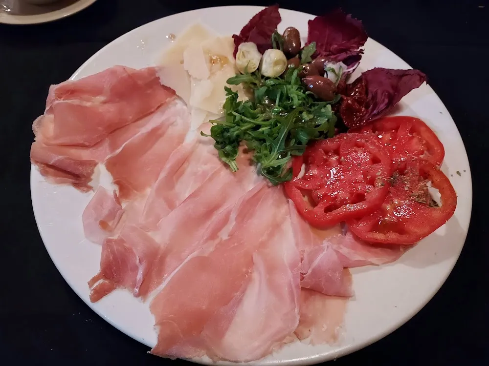 Prosciutto E Formaggio